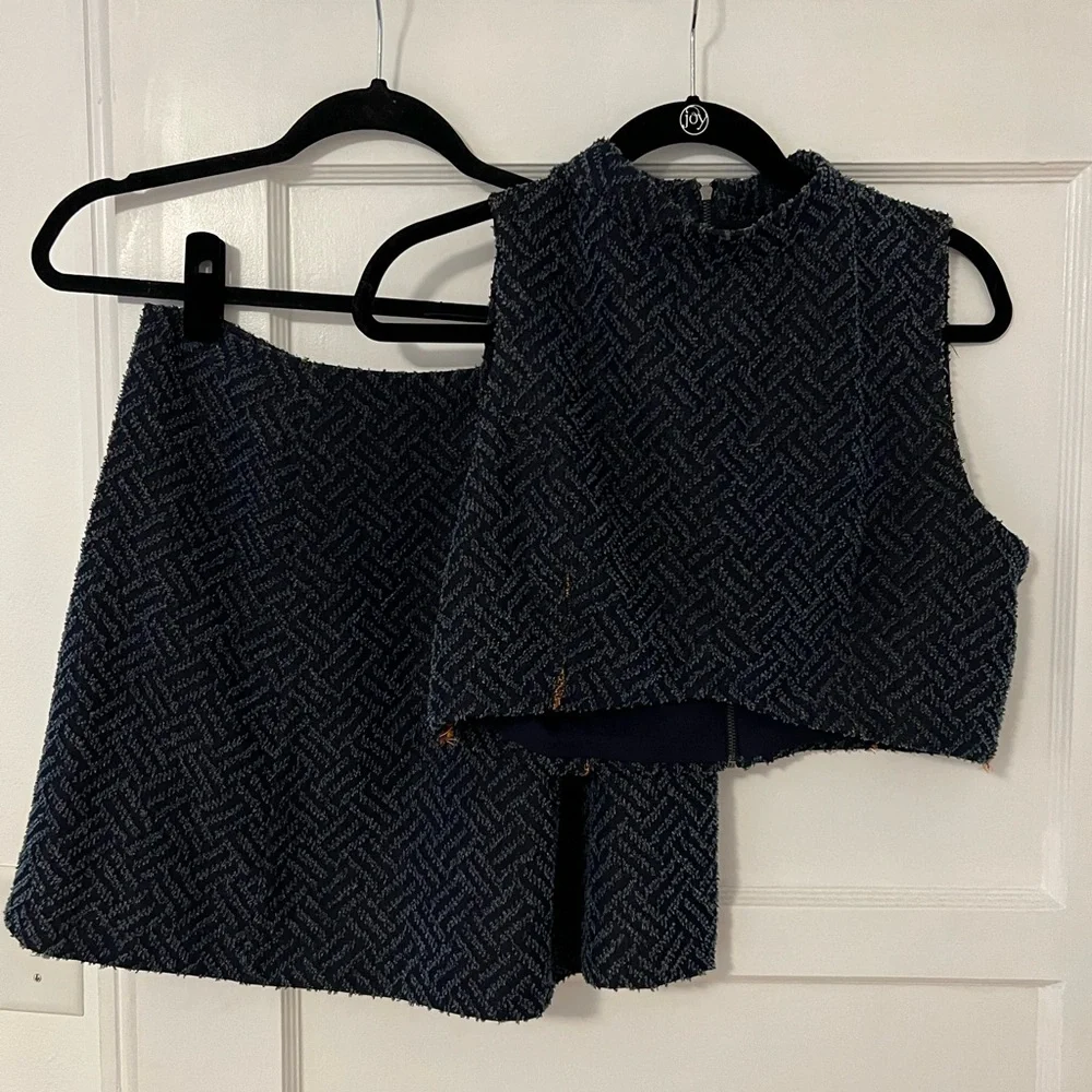 Matching Set - Picture 3 of 5